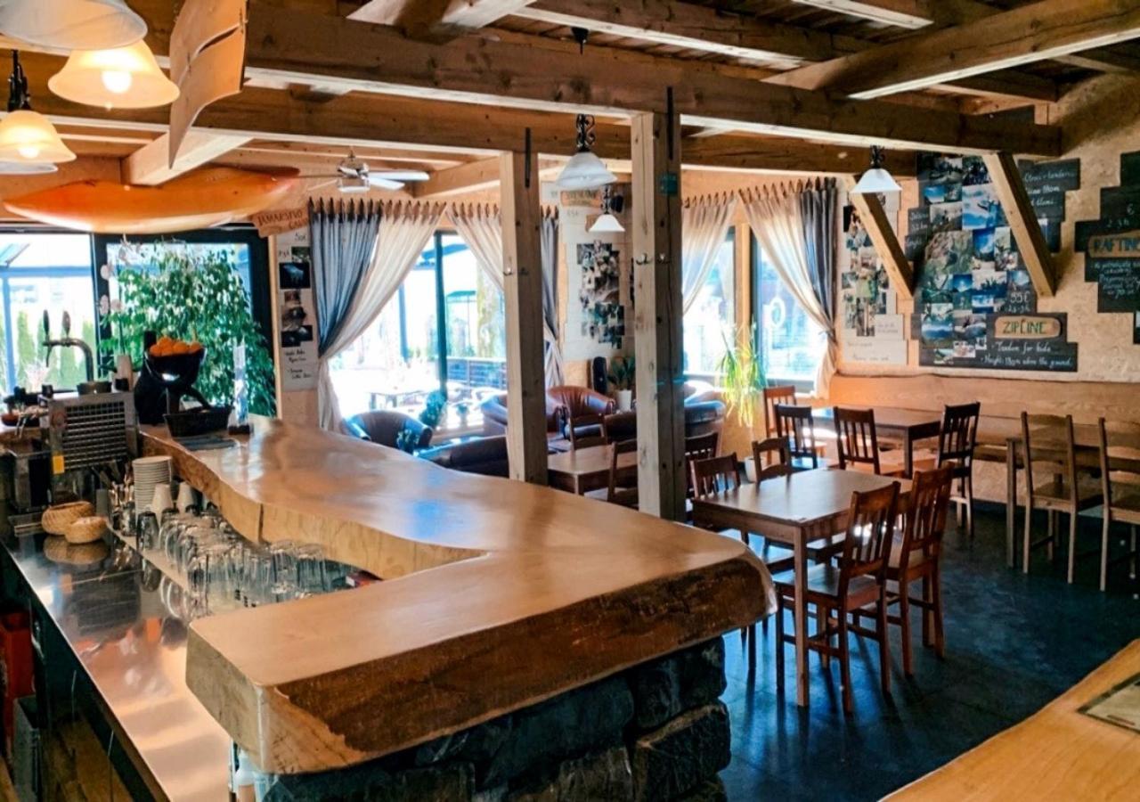 Hostel Soca Rocks Bovec Eksteriør bilde