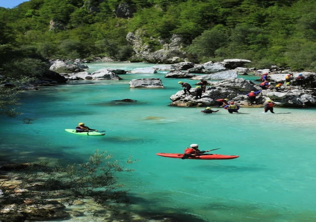 Hostel Soca Rocks Bovec Eksteriør bilde